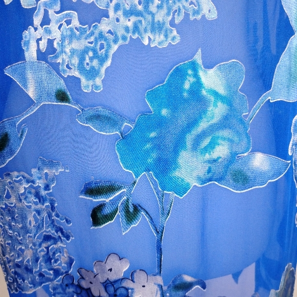 SHEER CUT VELVET BLUE ROSES BLOUSE - Picture 12 of 12